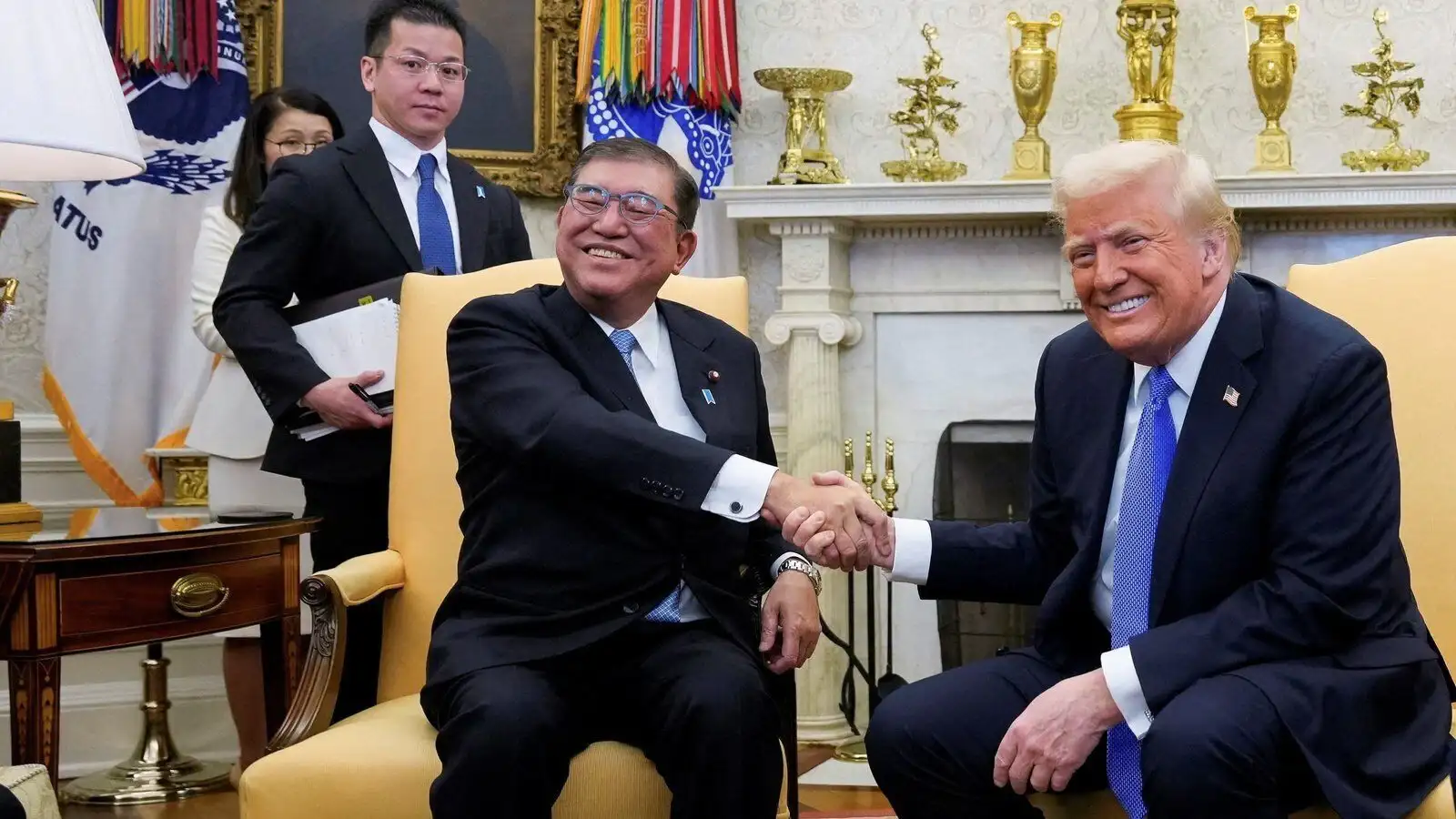 Trump Signs Executive Order to Implement Historic Japan Trade Deal: 15% Auto Tariffs Signal New Era in US-Japan Economic Relations