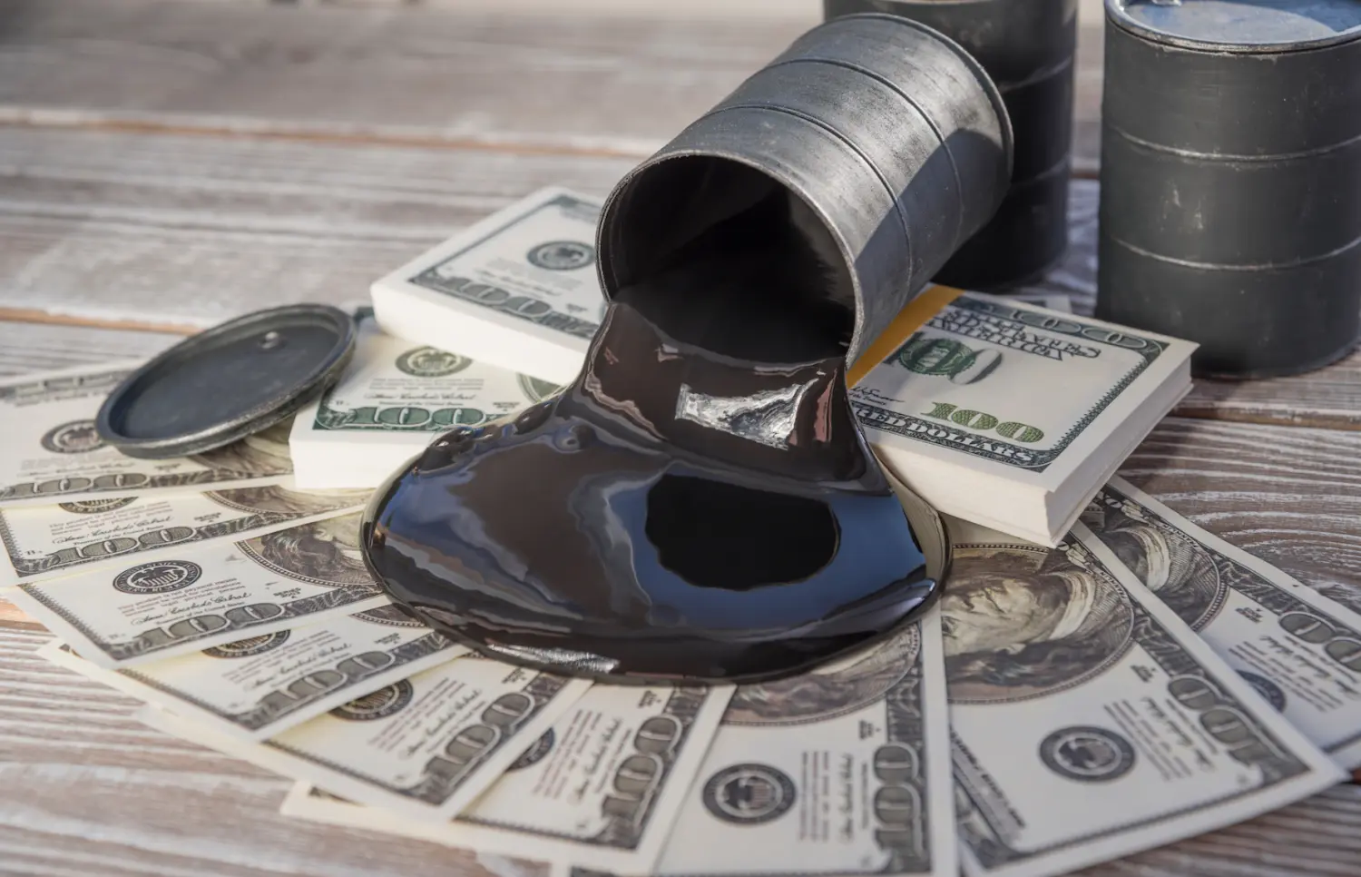 Inadequate Disclosure of Fossil Fuel Decommissioning Costs Exposes Investors to Hidden Financial Risks