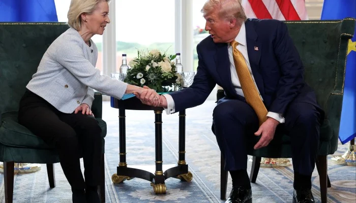 Transatlantic Trade in Freefall: EU Freezes Turnberry Deal Ratification as Trump's 15% Global Tariff Triggers Market Rout